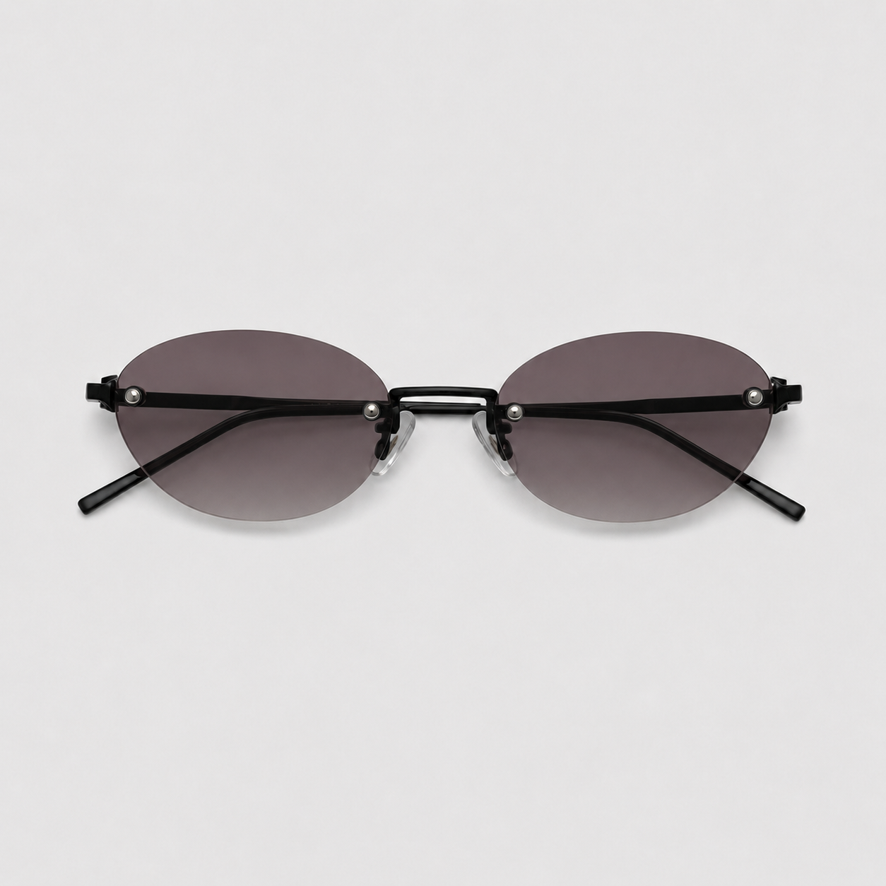 DUNE sunglasses in black with gradient grey tea lenses — additional product view
