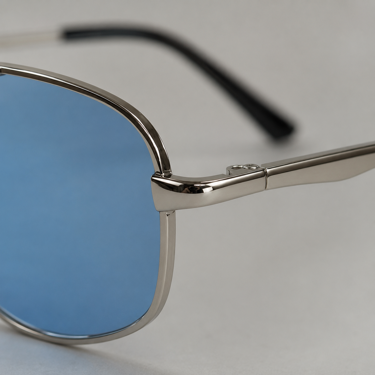 TERRACOTTA sunglasses in silver with blue lenses — additional product view