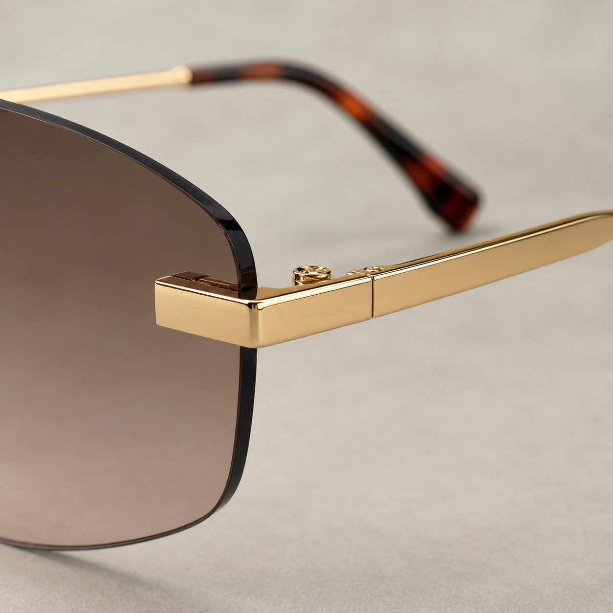 SOLIS sunglasses in gold with gradient grey purple lenses — additional product view