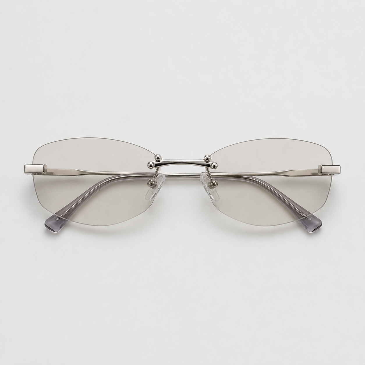 SOLIS sunglasses in silver with gradient grey lenses — additional product view