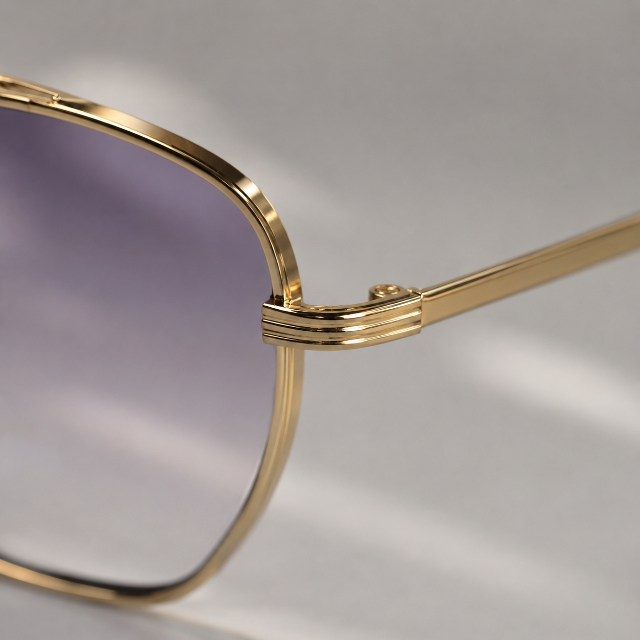 HORIZON sunglasses in gold with gradient purple lenses — additional product view